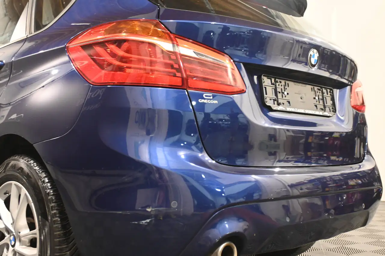 BMW 216 - 8
