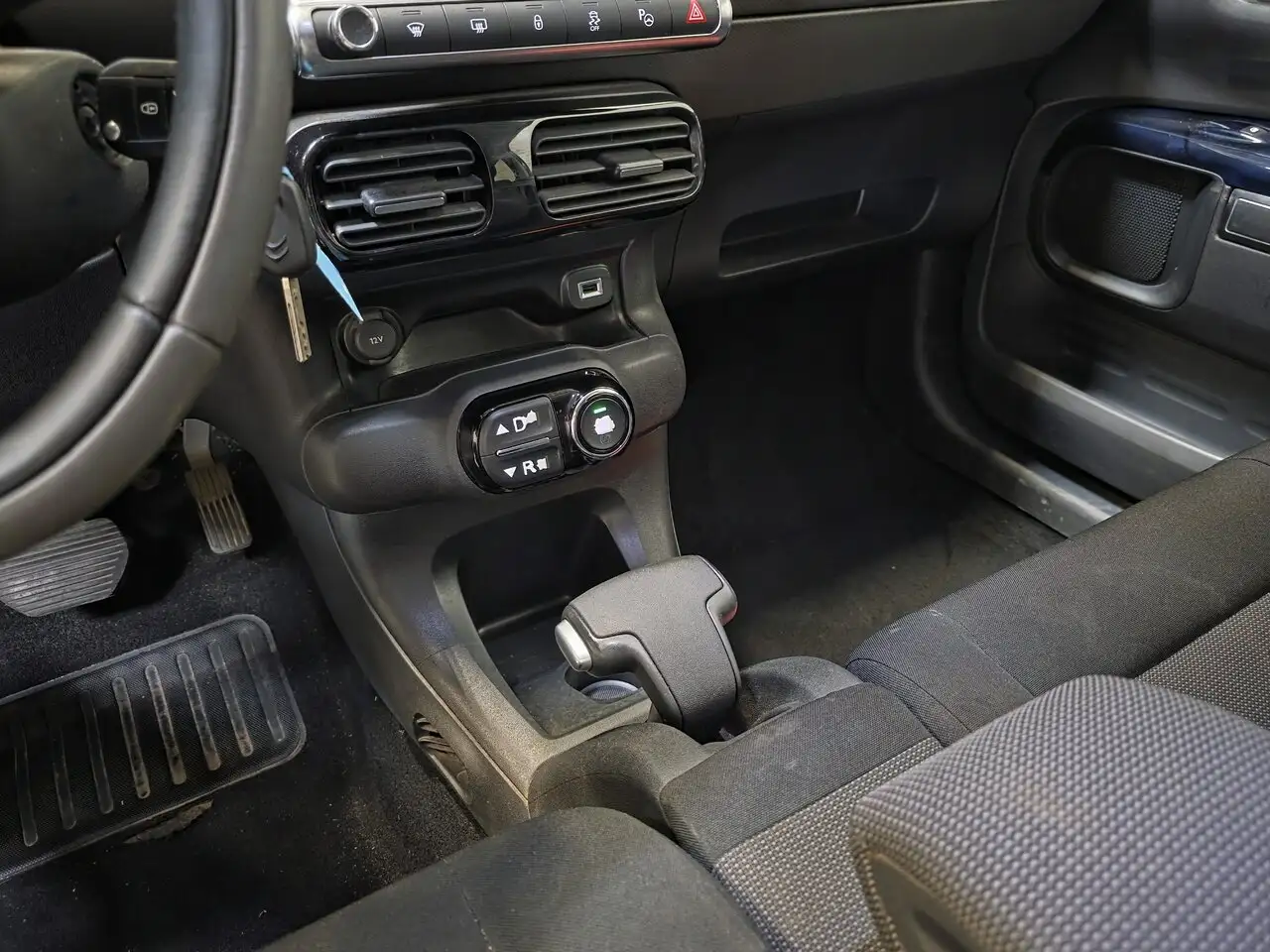 Citroen C4 Cactus - 12