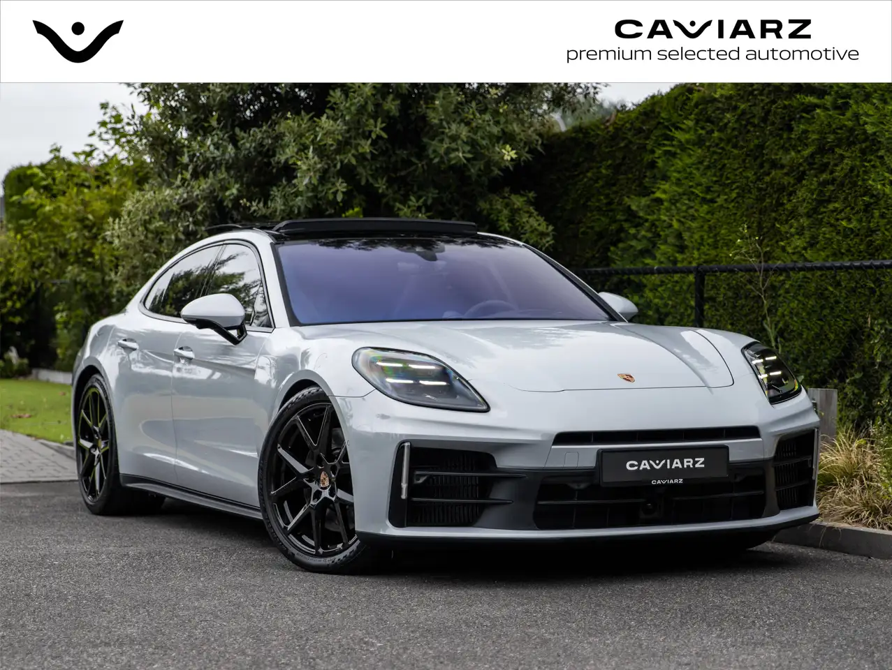Porsche Panamera - 1
