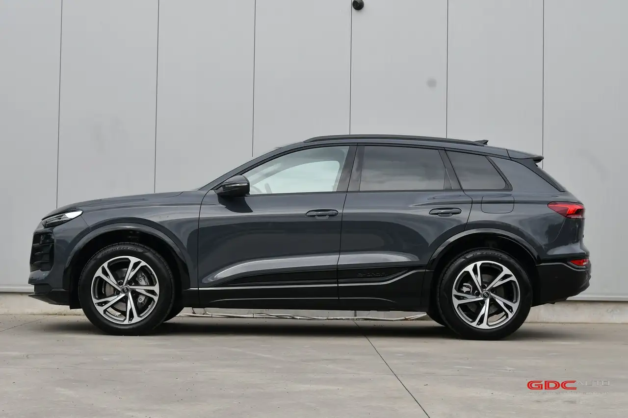 Audi Q6 e-tron - 6