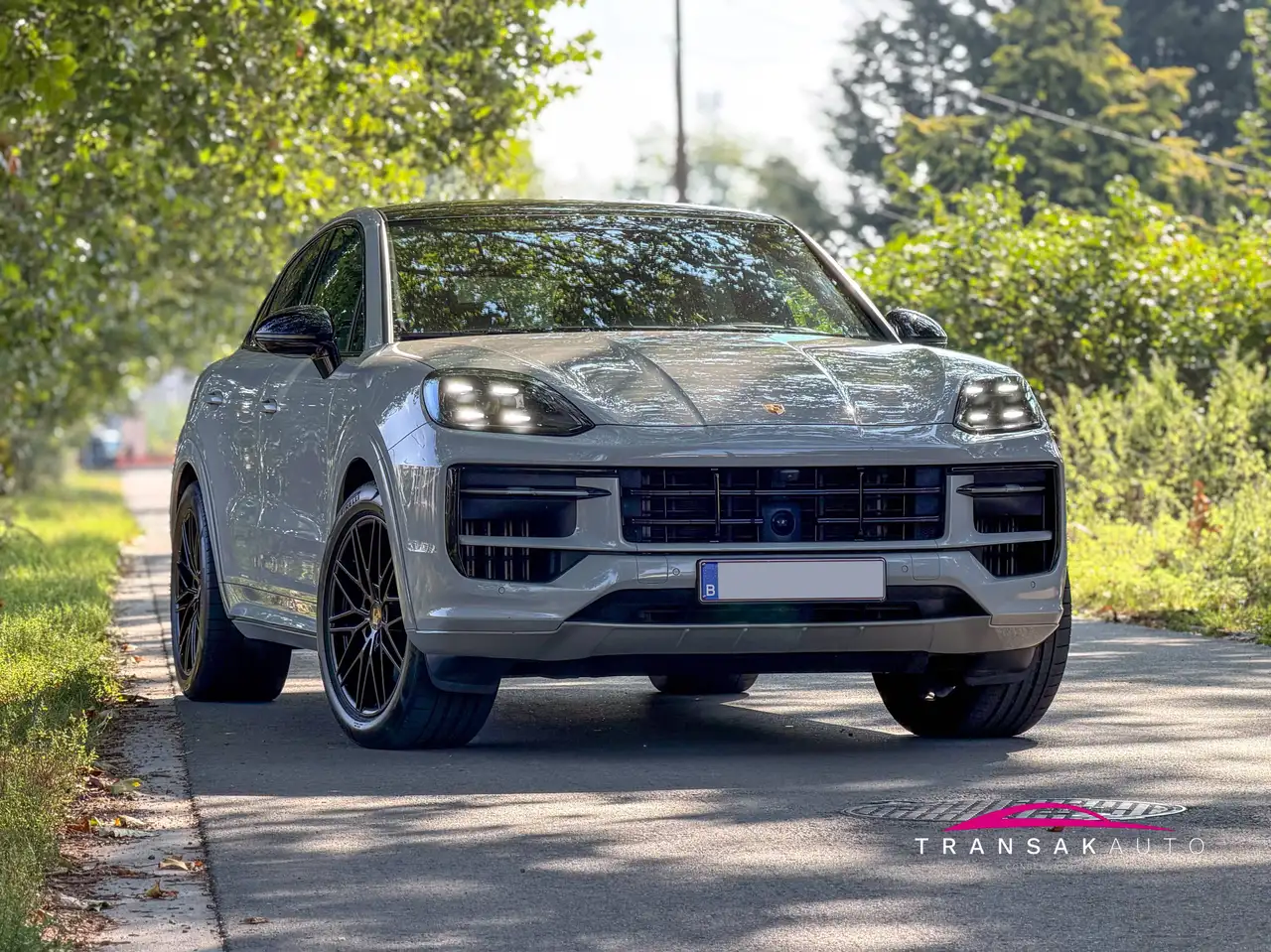 Porsche Cayenne - 2