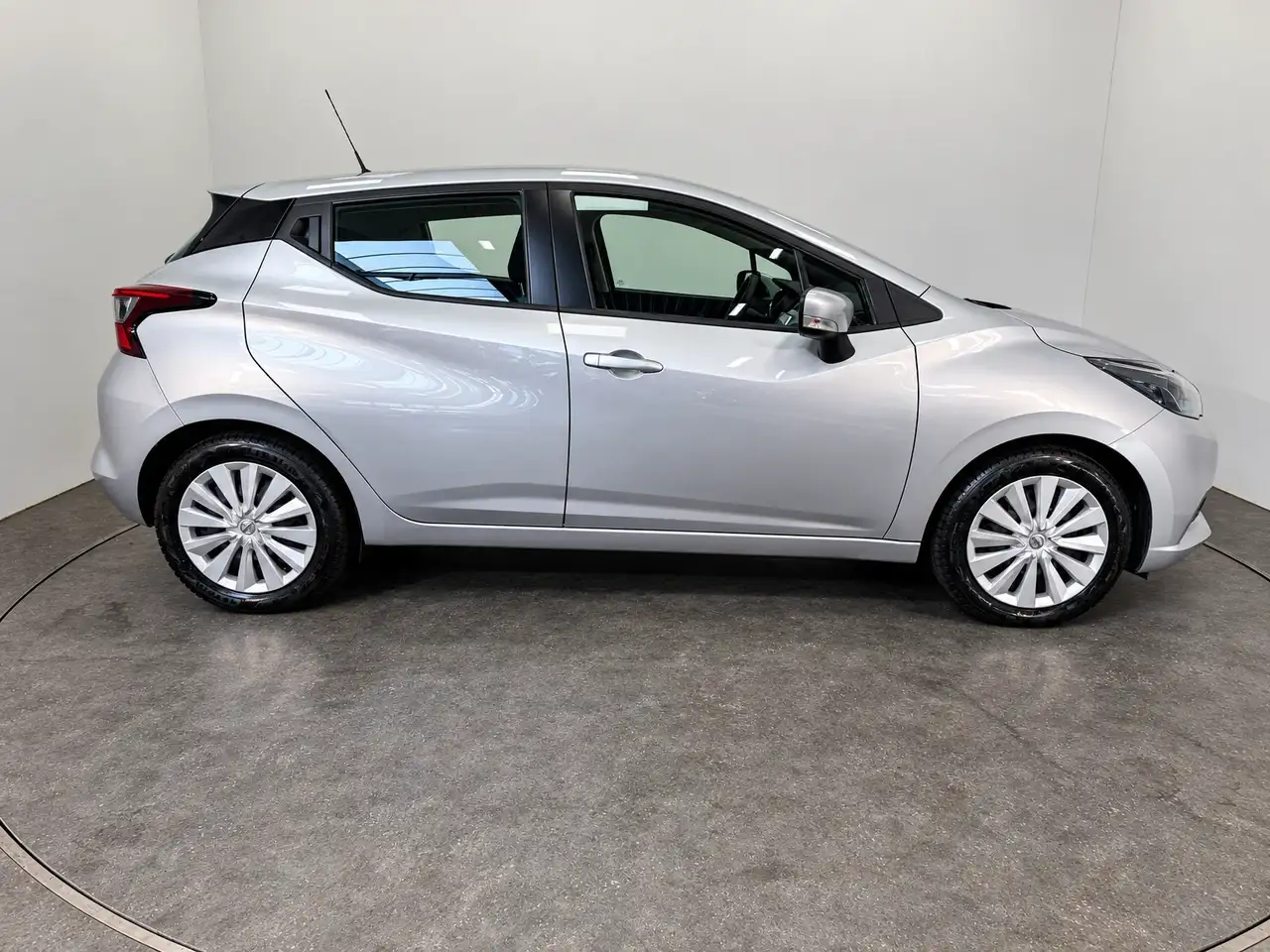 Nissan Micra - 8