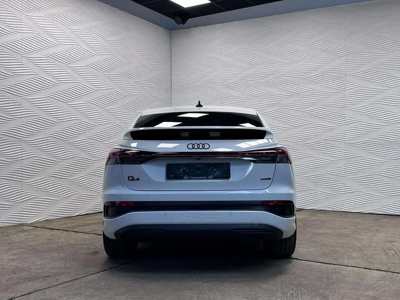 Audi Q4 e-tron - 11