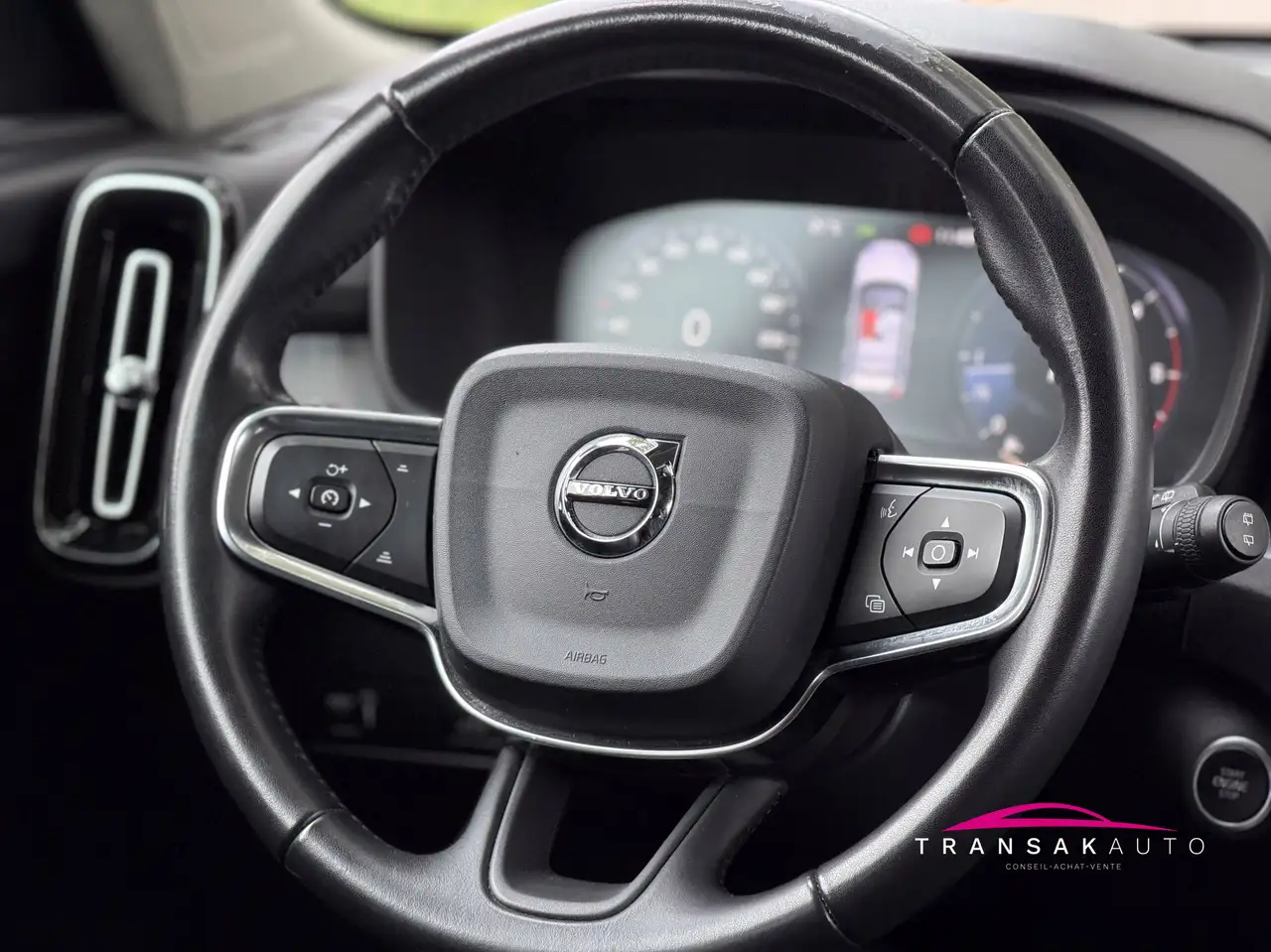 Volvo XC40 - 12
