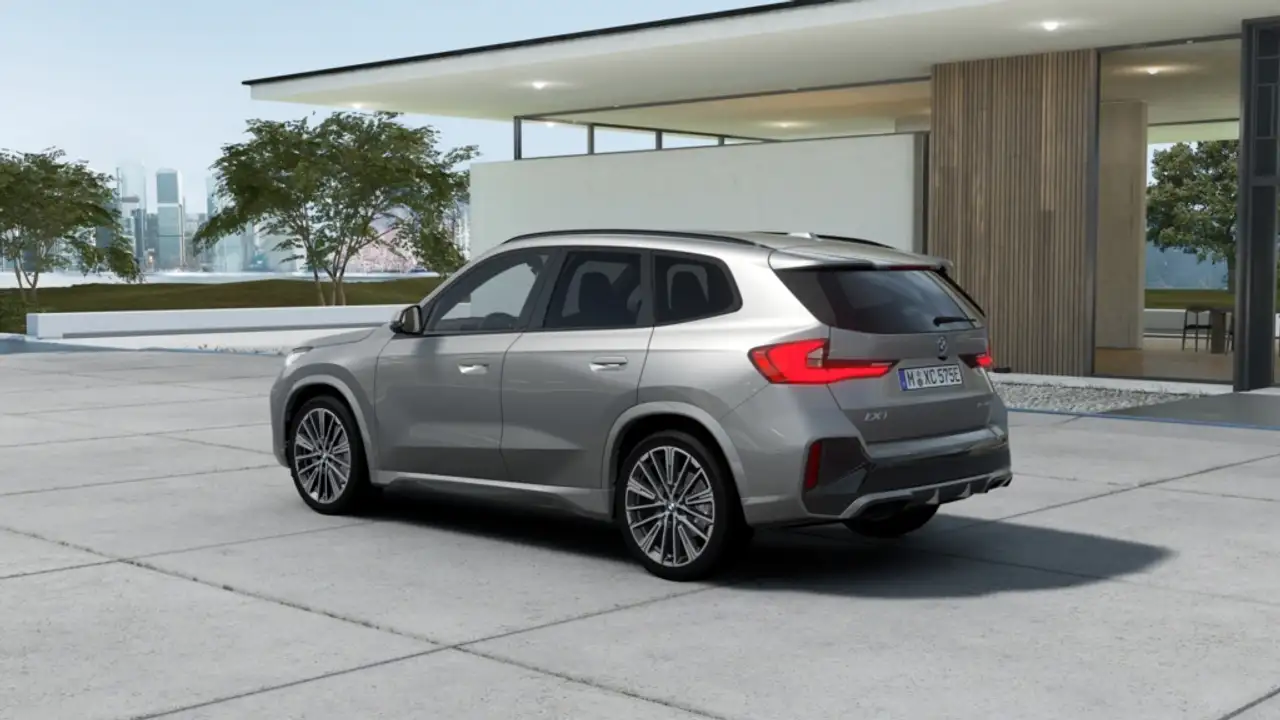 BMW iX1 - 2