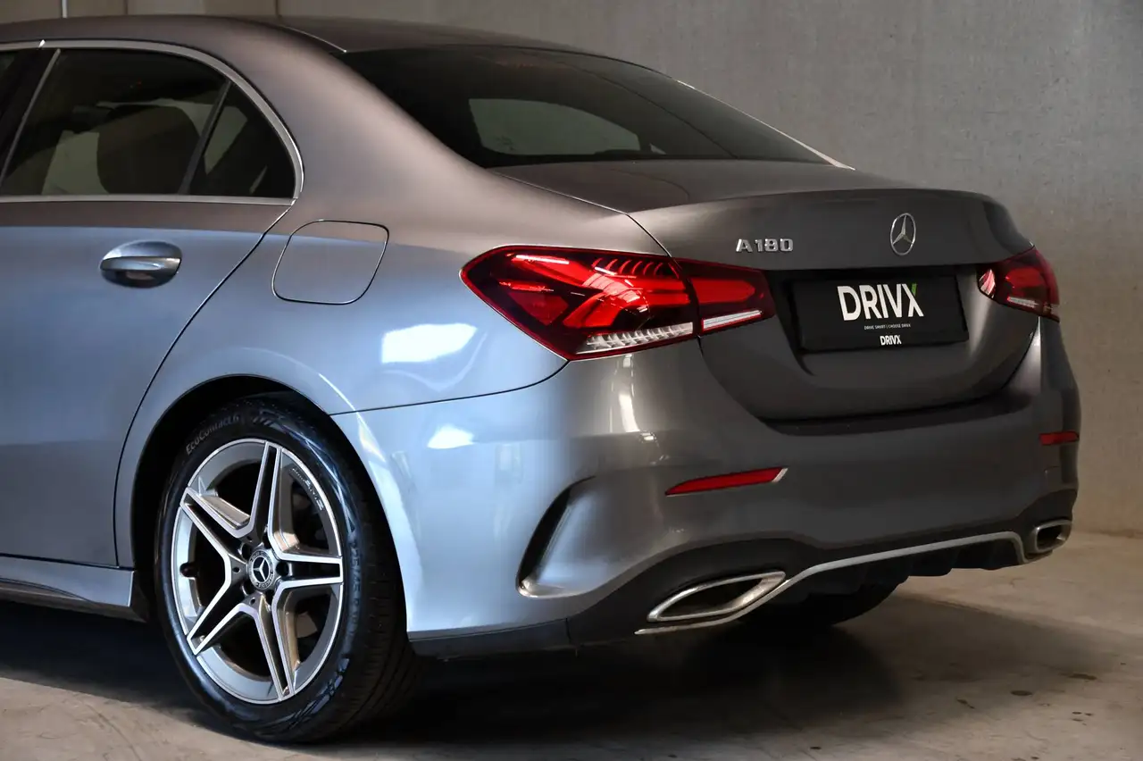 Mercedes-Benz A 180 - 4