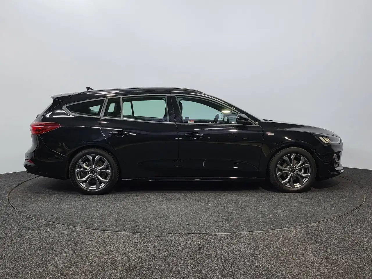 Ford Focus - 7