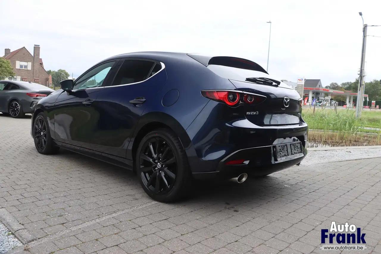 Mazda 3 - 5