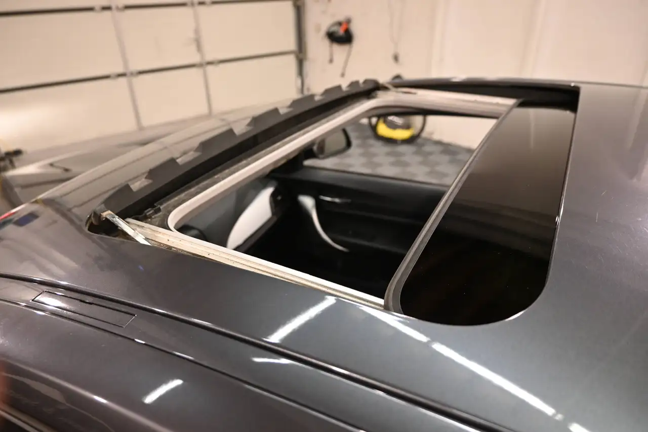 BMW 218 - 9