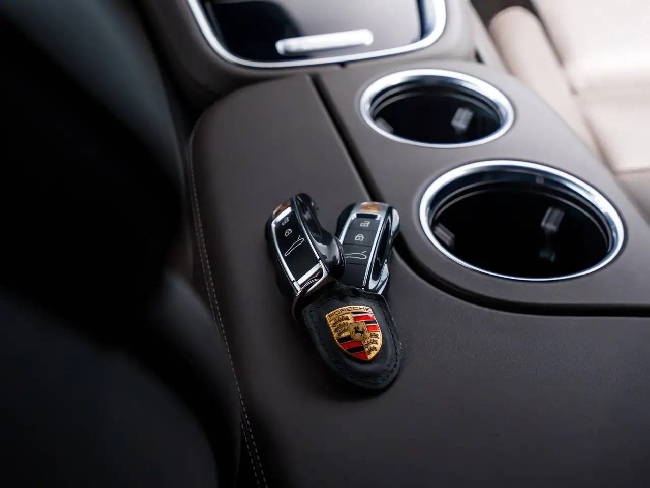 Porsche Panamera - 12