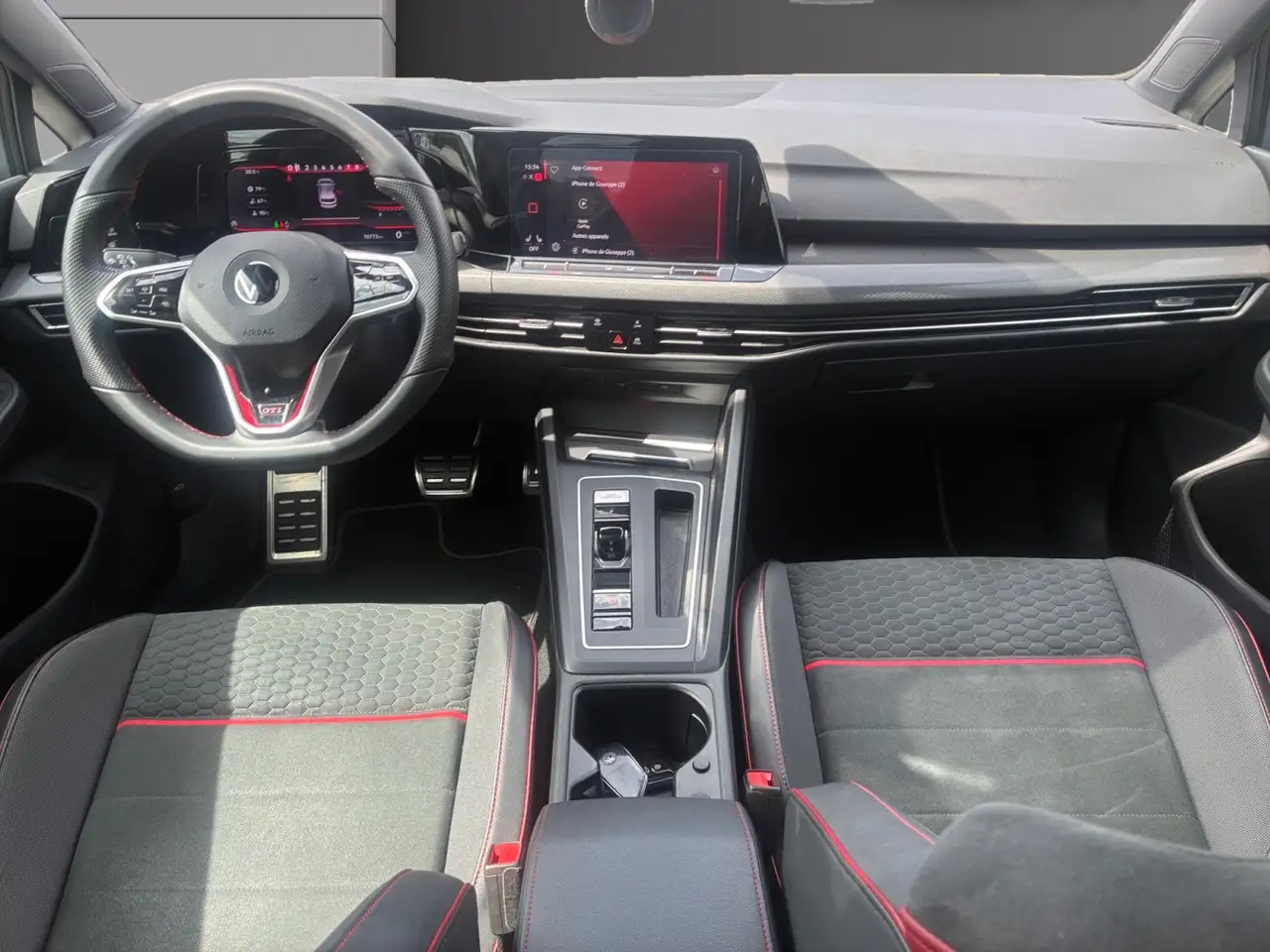 Volkswagen Golf GTI - 10