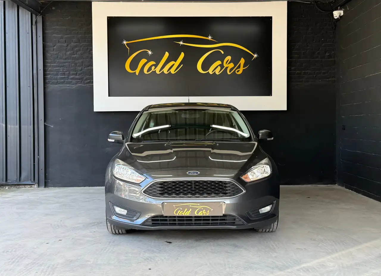 Ford Focus - 1