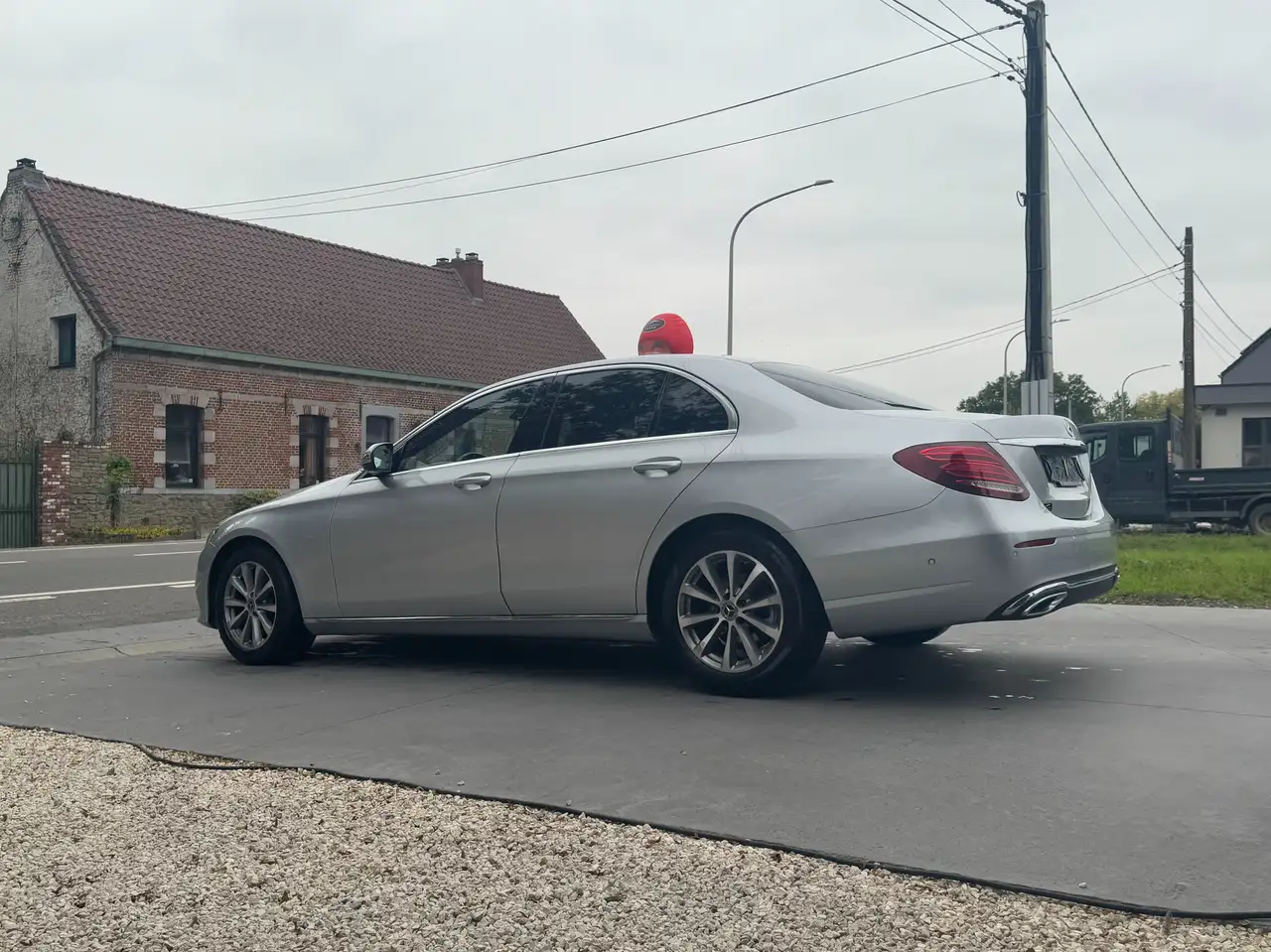 Mercedes-Benz E 200 - 6