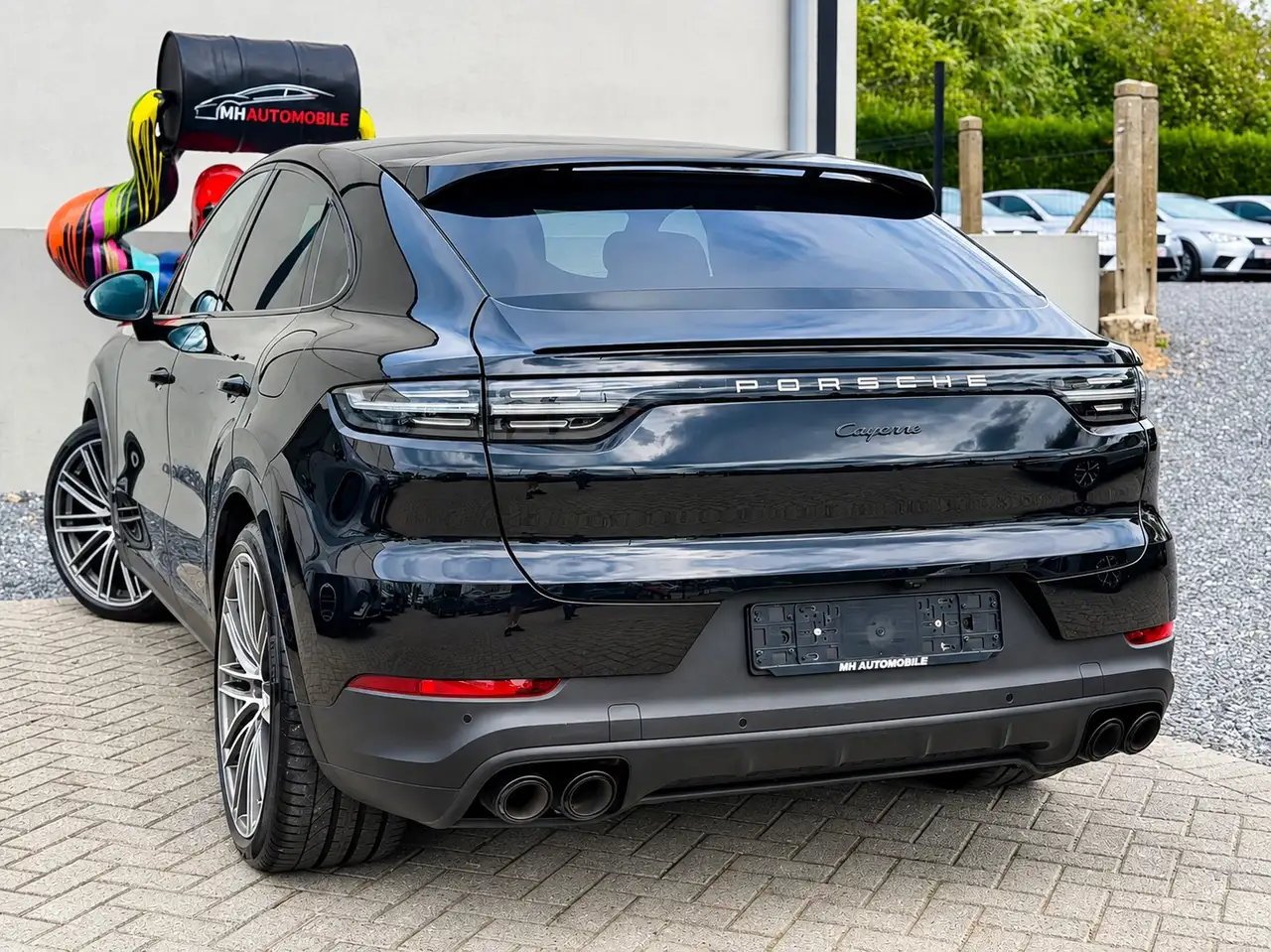 Porsche Cayenne - 2
