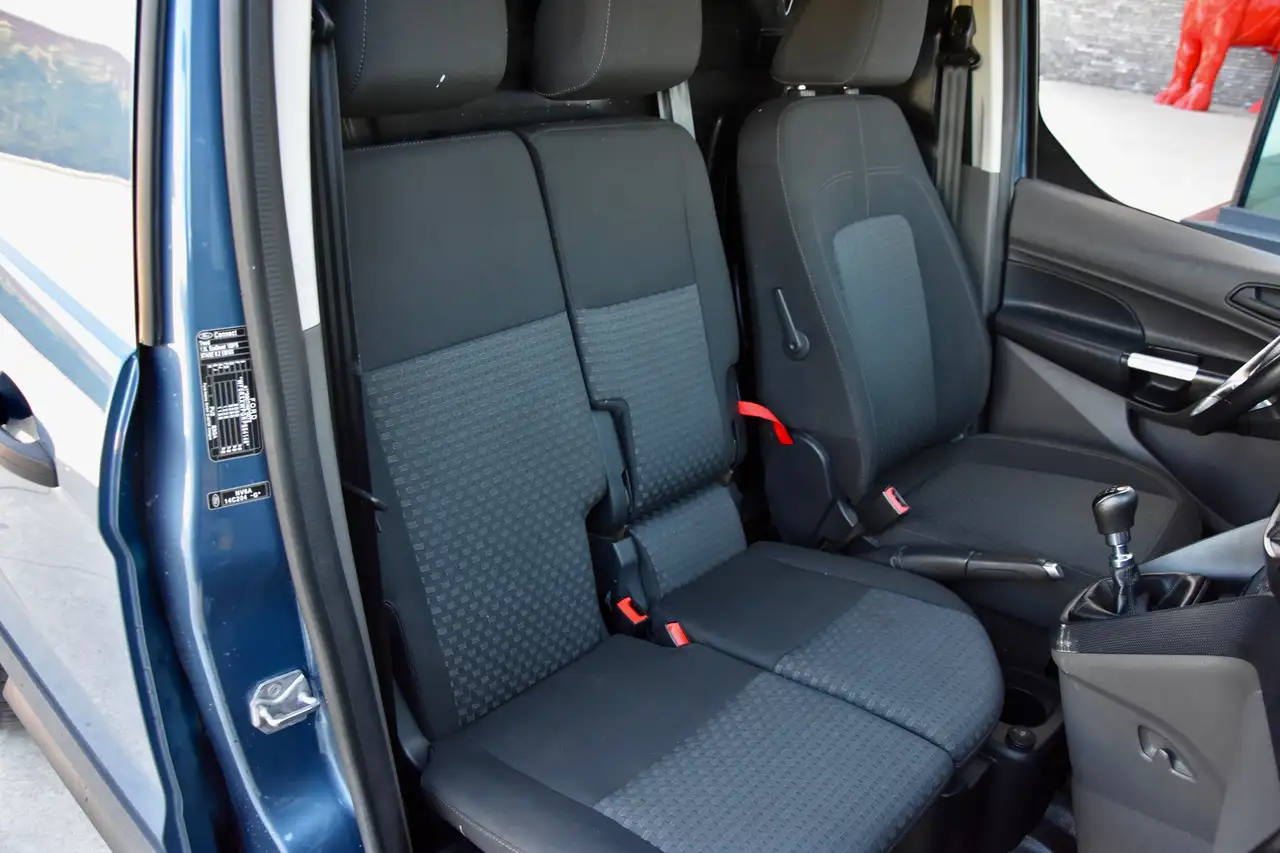Ford Transit Connect - 4