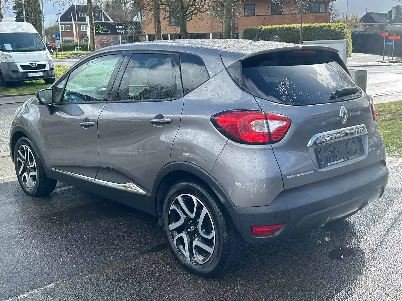 Renault Captur - 4