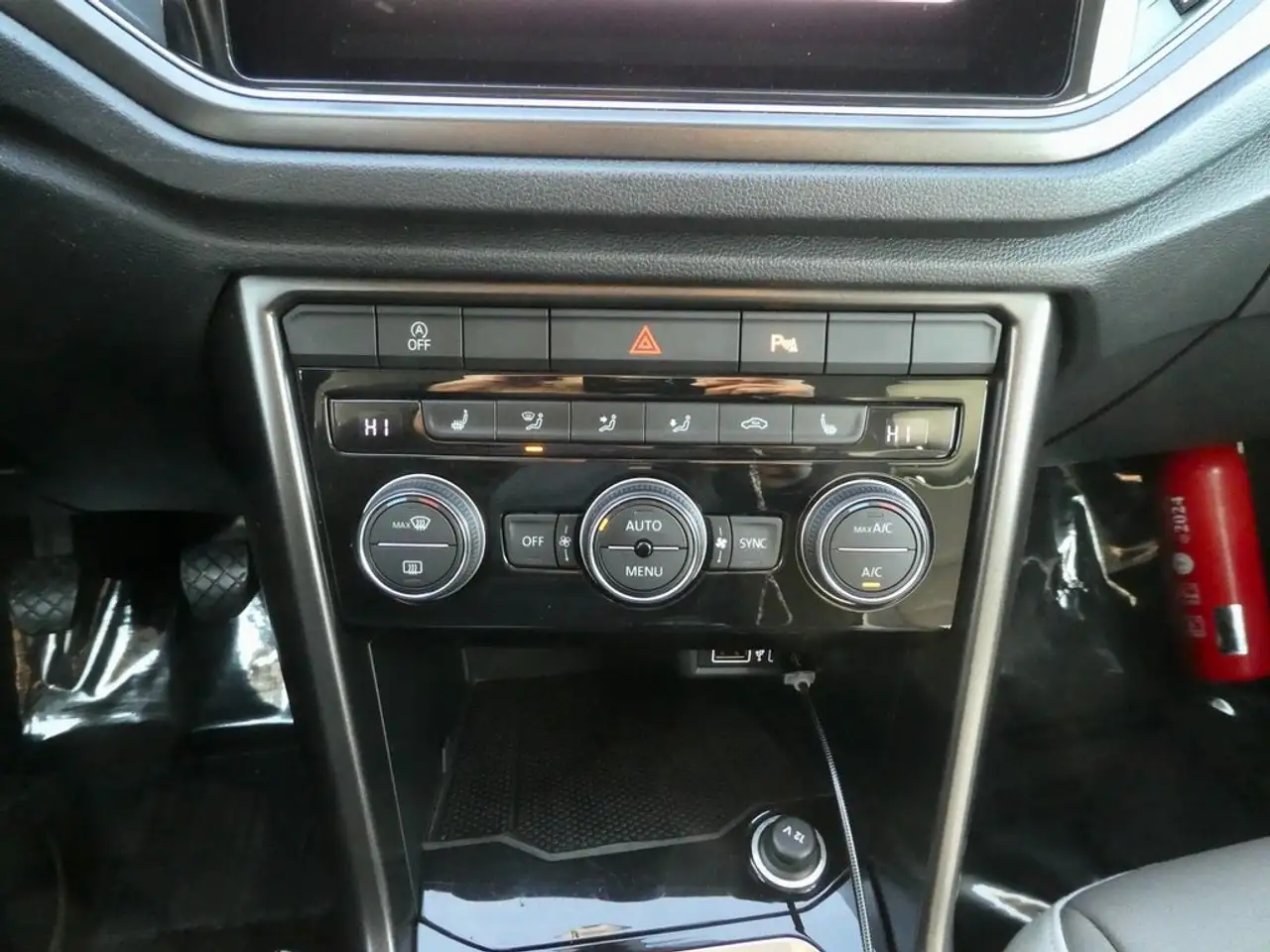 Volkswagen T-Roc - 11