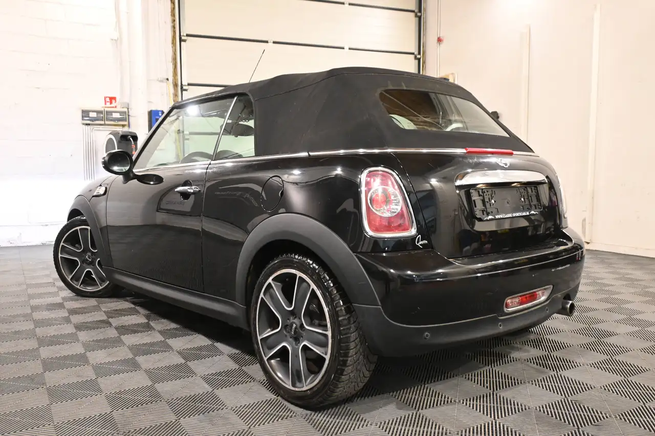 MINI Cooper Cabrio - 10