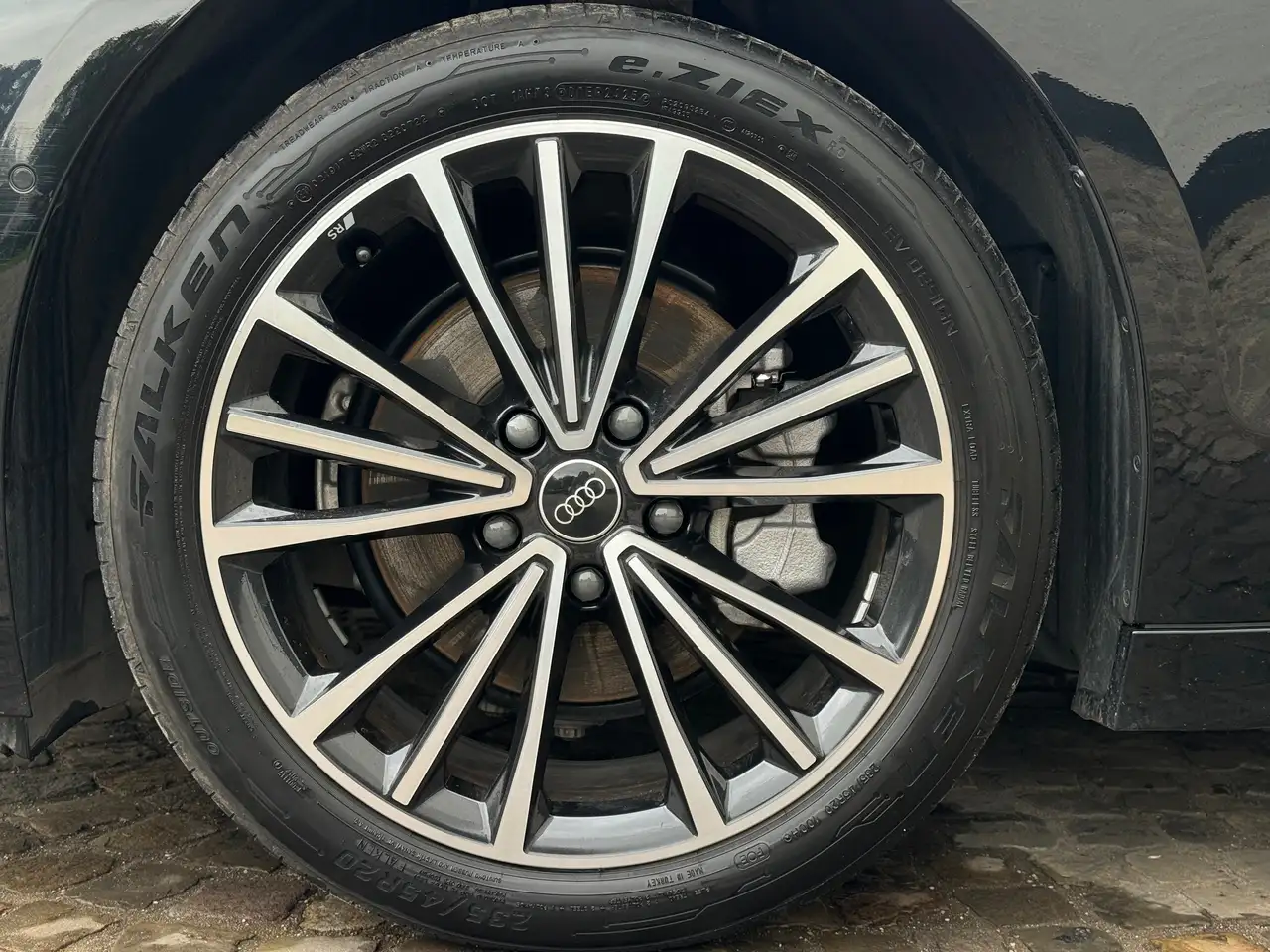 Audi A6 e-tron - 8