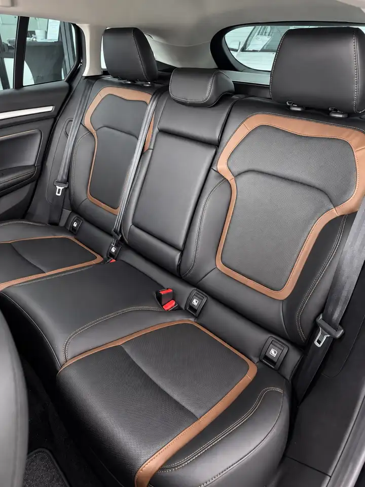 Renault Megane - 11