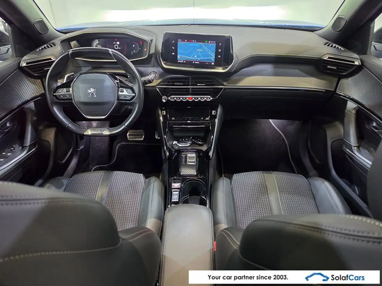Peugeot 2008 - 8