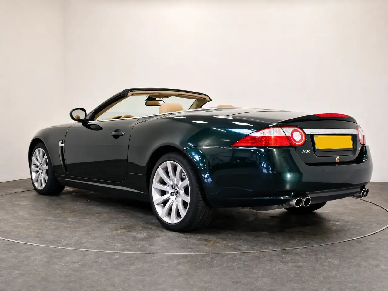 Jaguar XK - 3