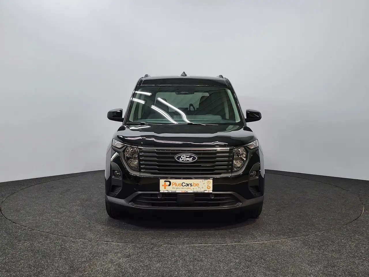Ford Tourneo Courier - 2