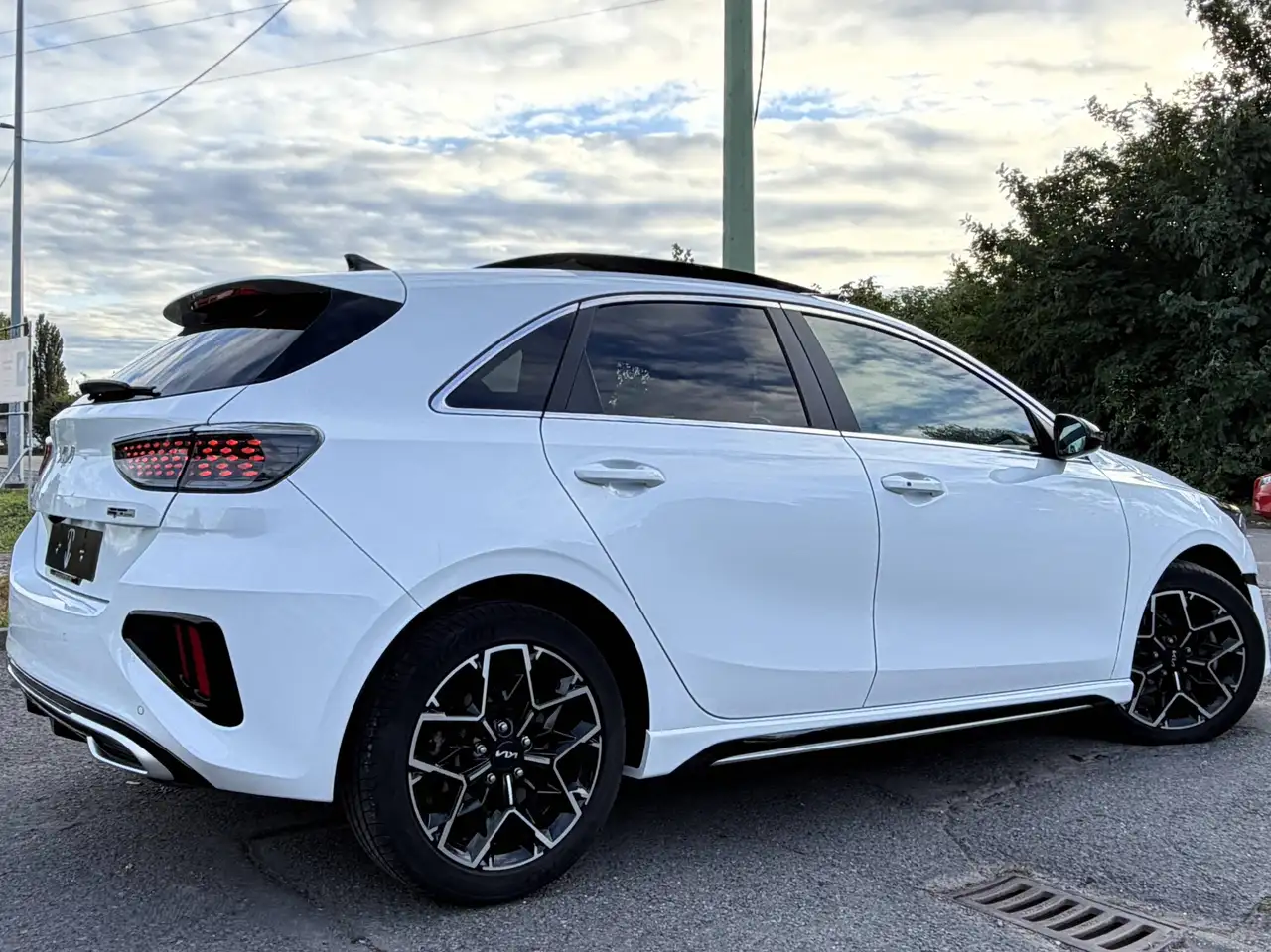 Kia Ceed / cee'd - 10