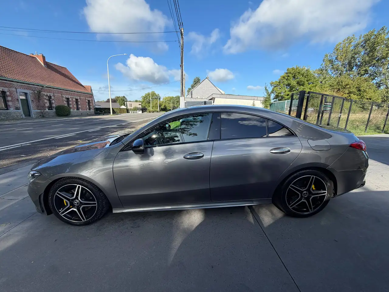 Mercedes-Benz CLA 180 - 6
