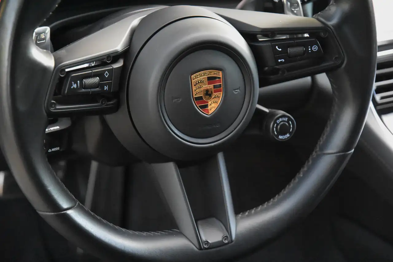 Porsche Panamera - 11