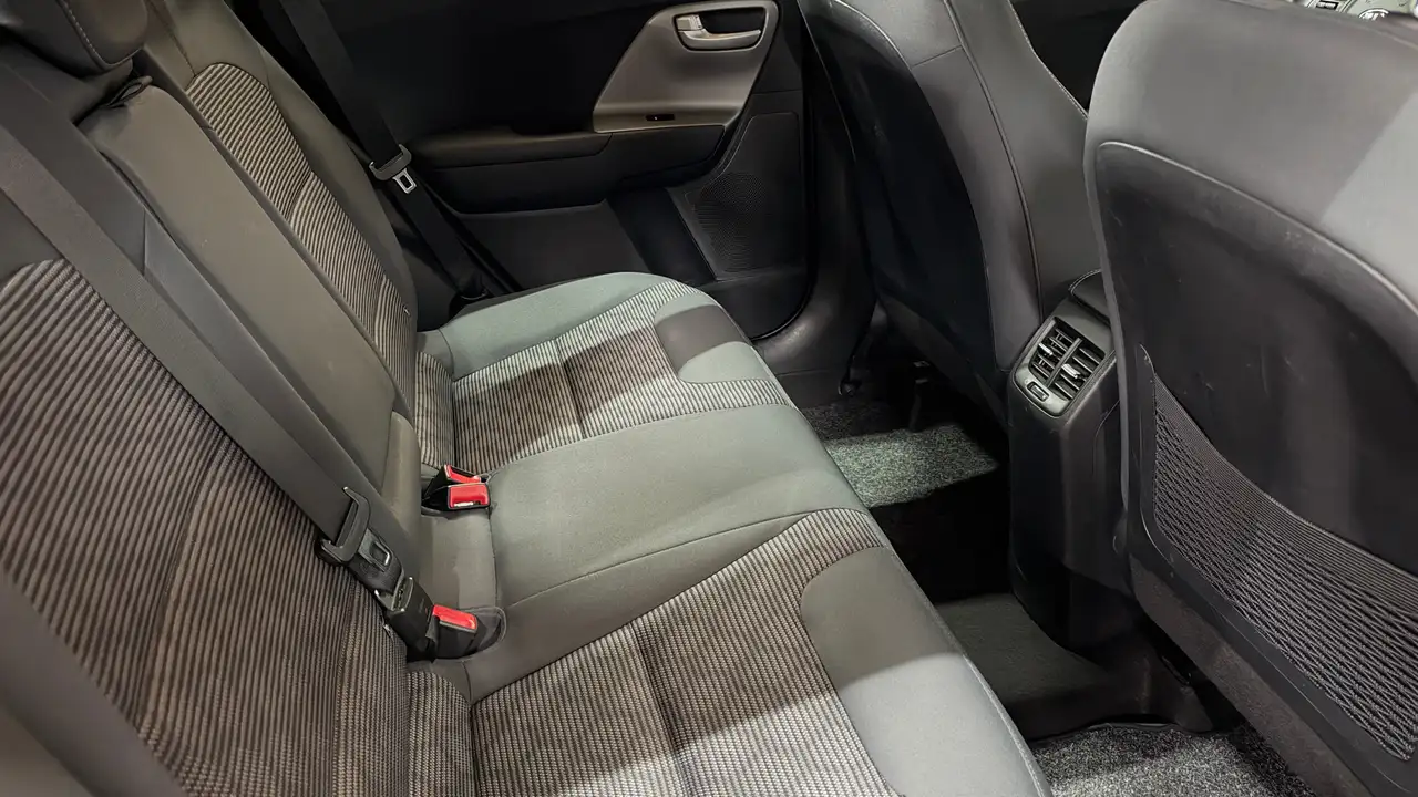Kia Niro - 10
