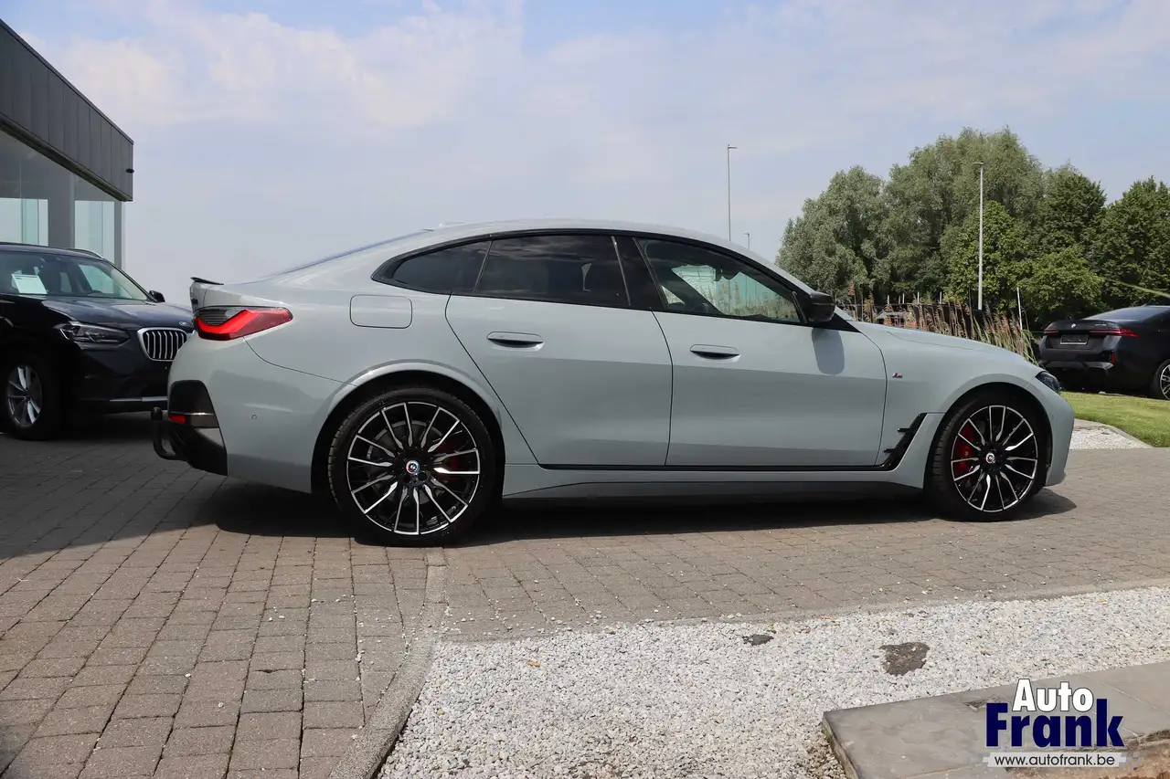 BMW i4 - 8