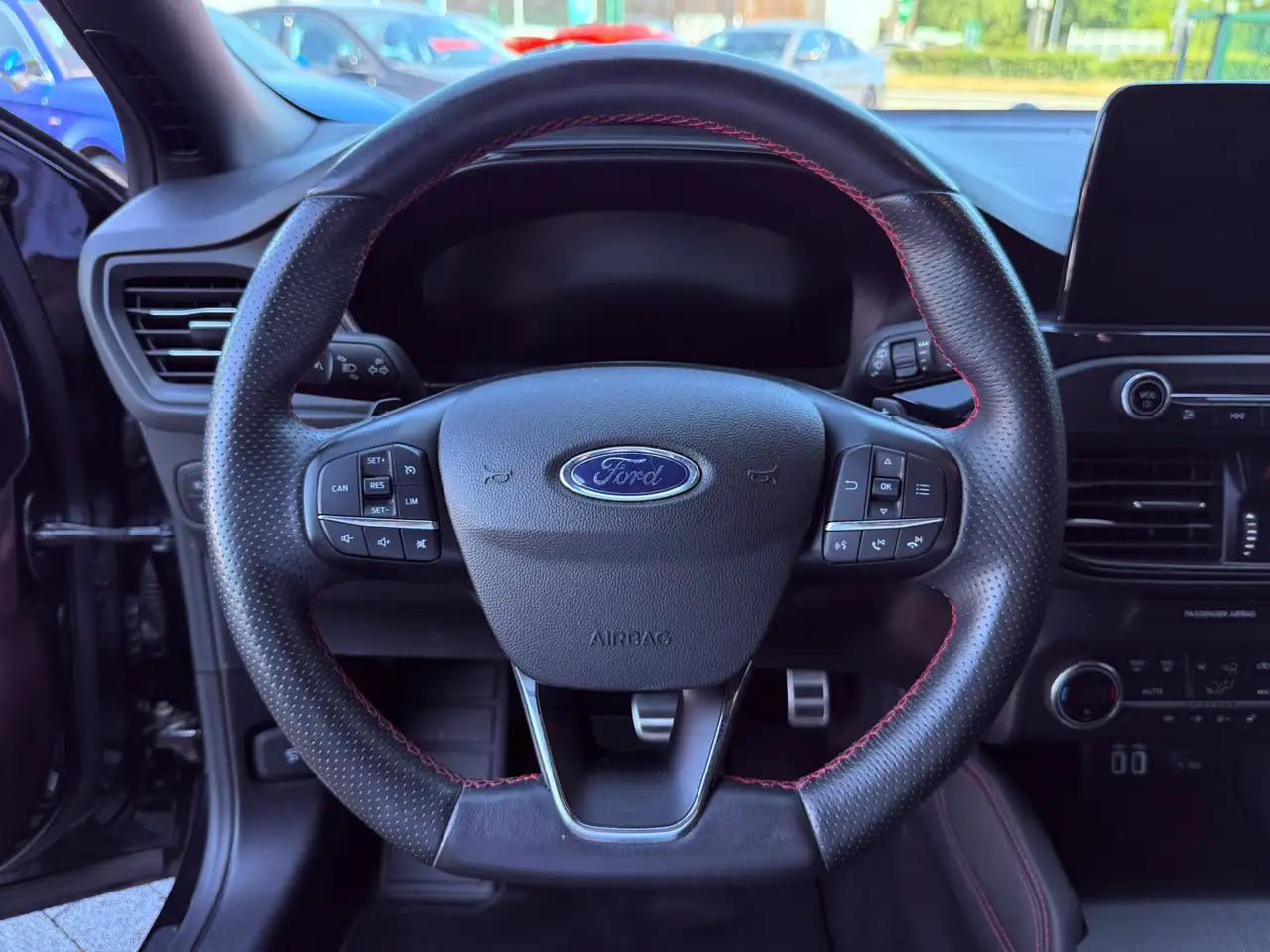 Ford Focus - 8