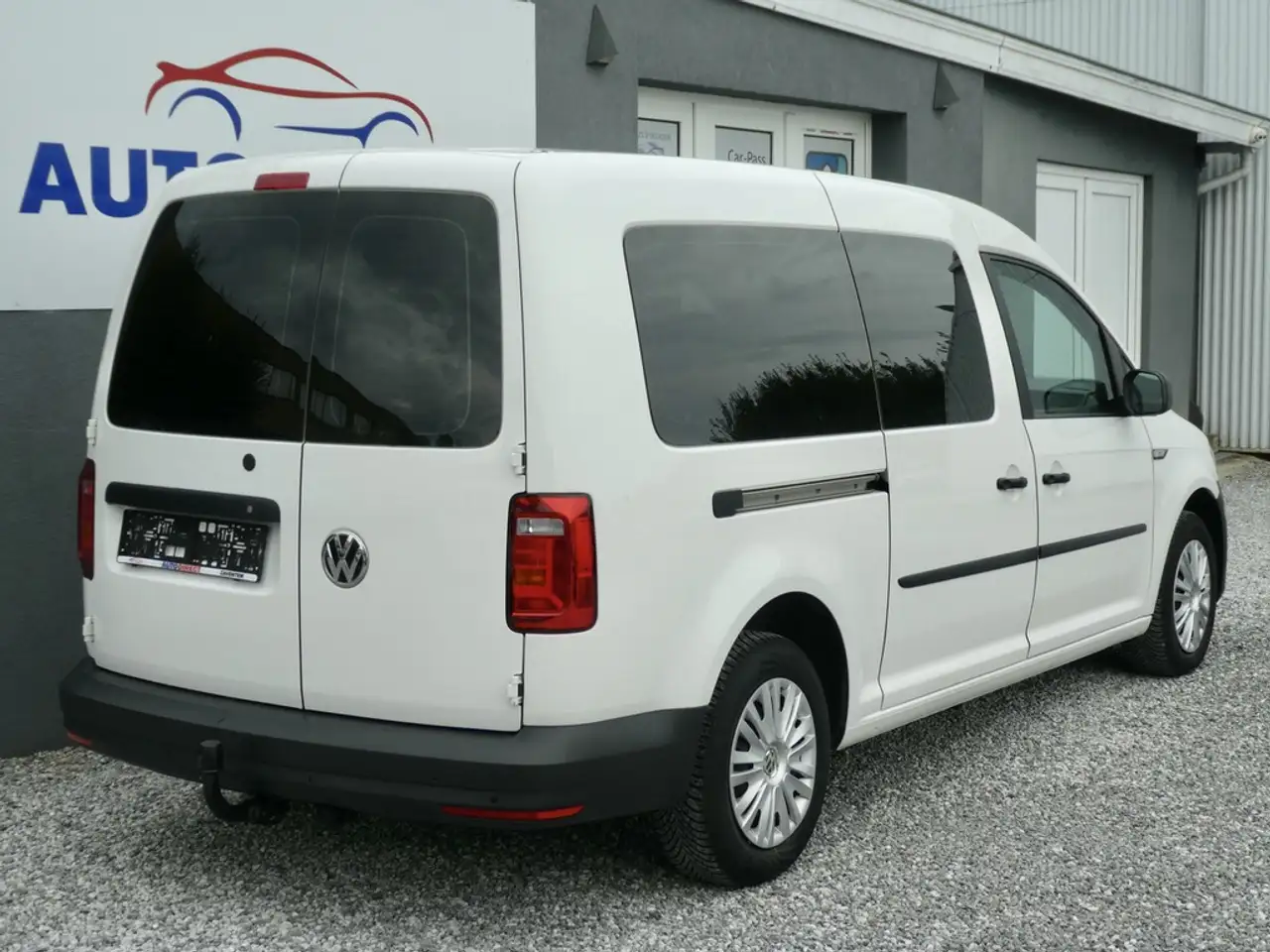 Volkswagen Caddy - 4