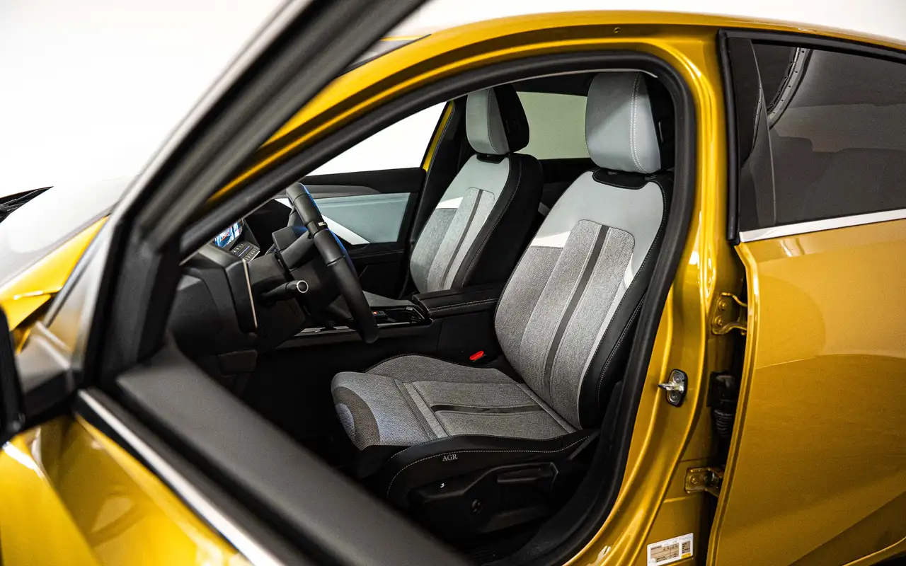 Opel Astra - 8