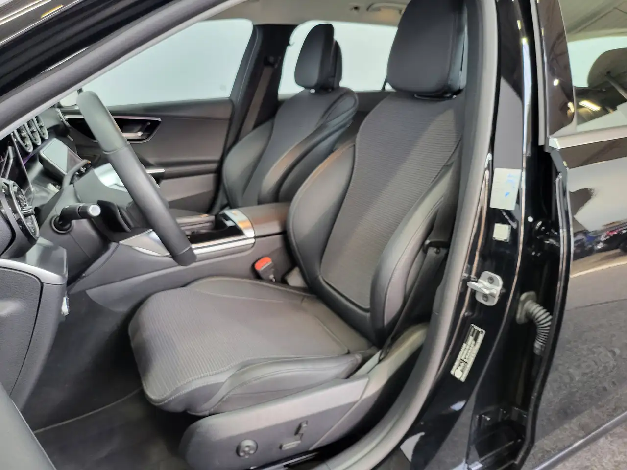 Mercedes-Benz C 200 - 12