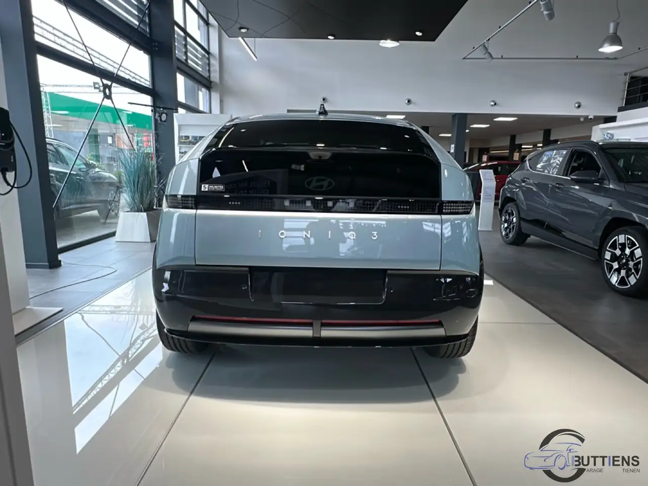Hyundai IONIQ 3 - 4