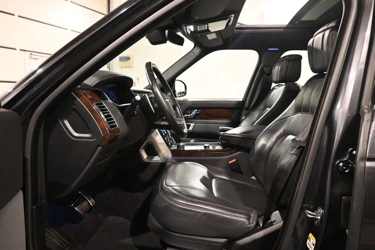 Land Rover Range Rover - 12