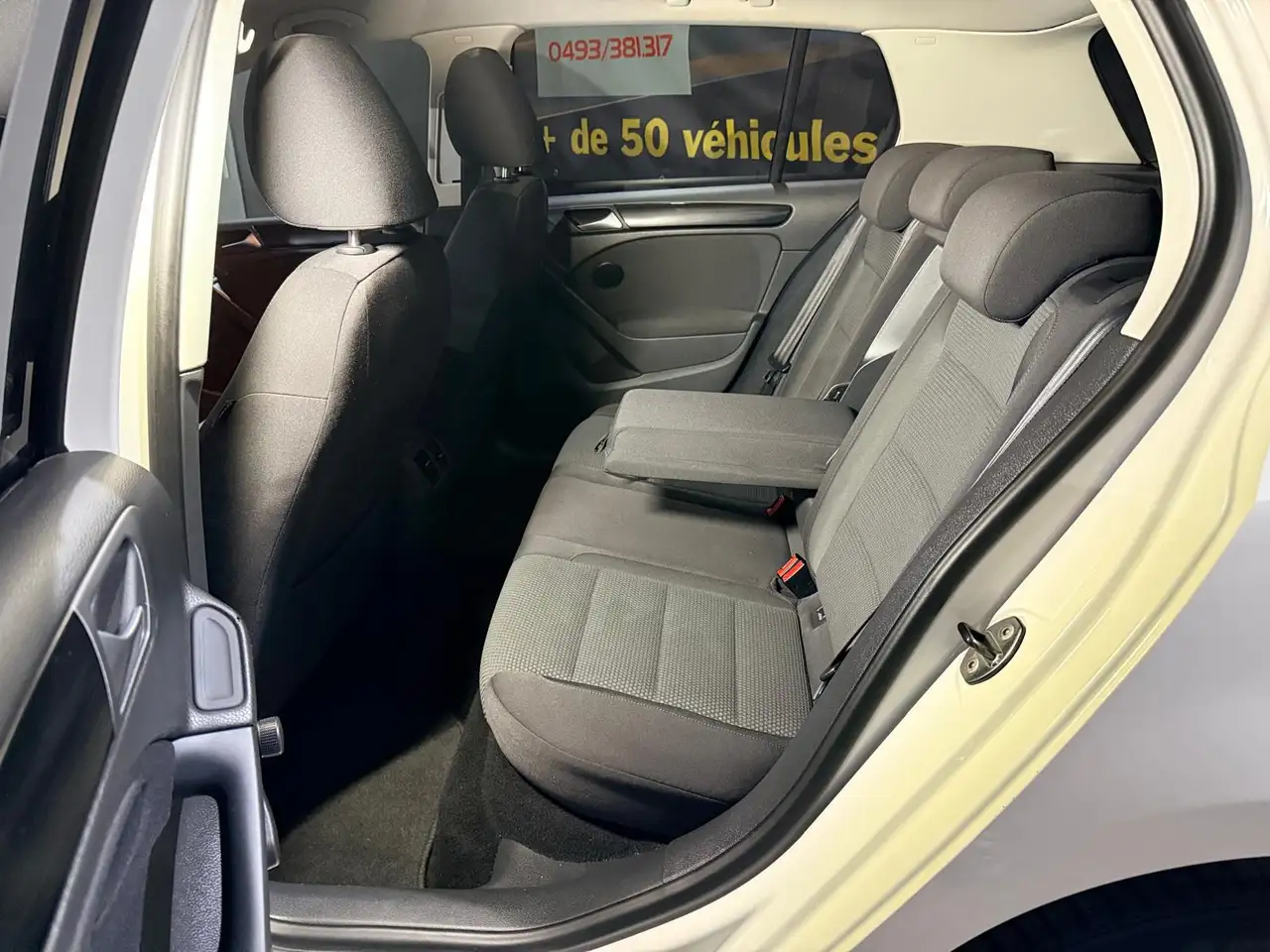 Volkswagen Golf - 12