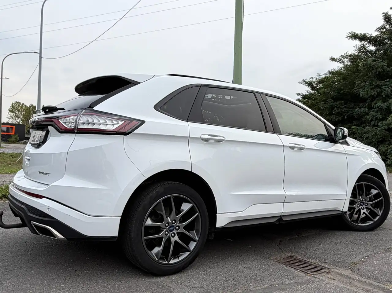 Ford Edge - 12