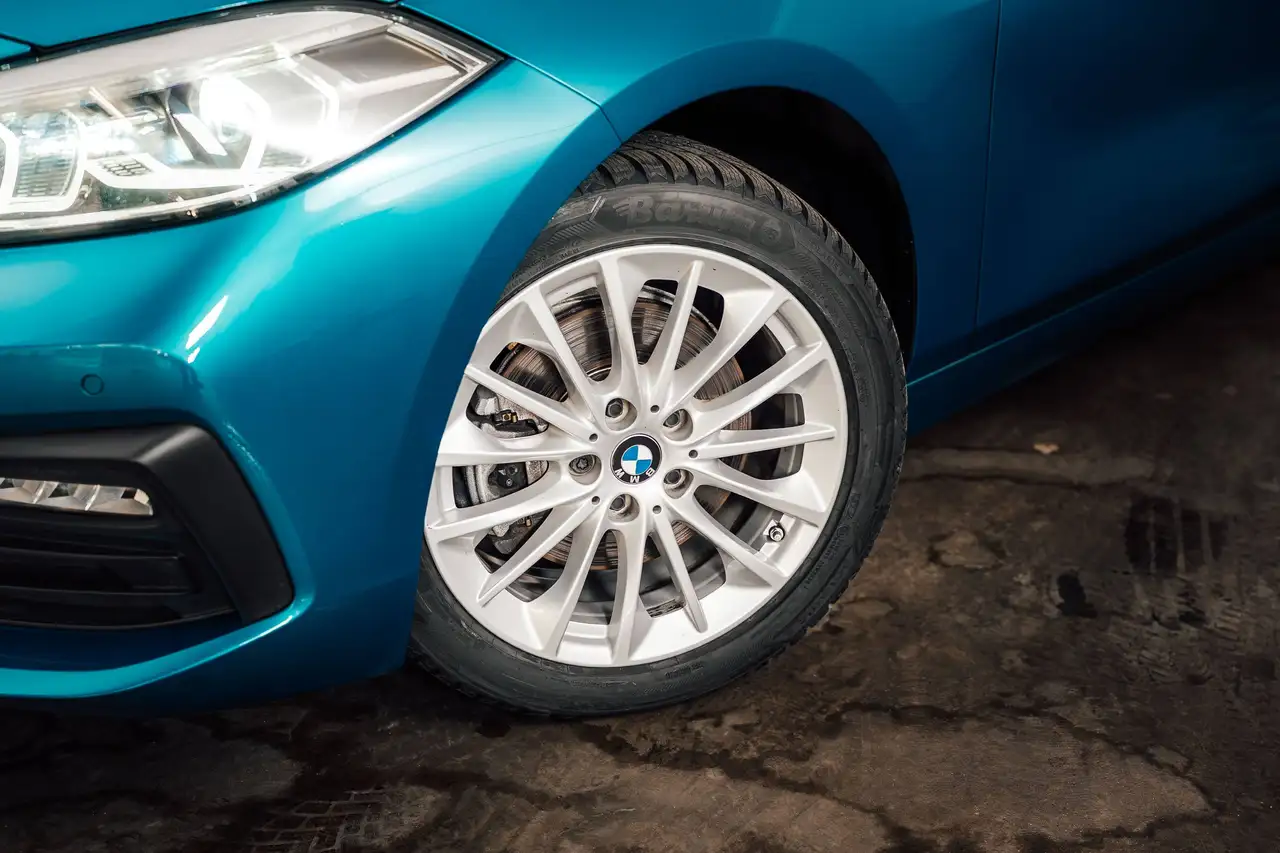 BMW 118 - 6