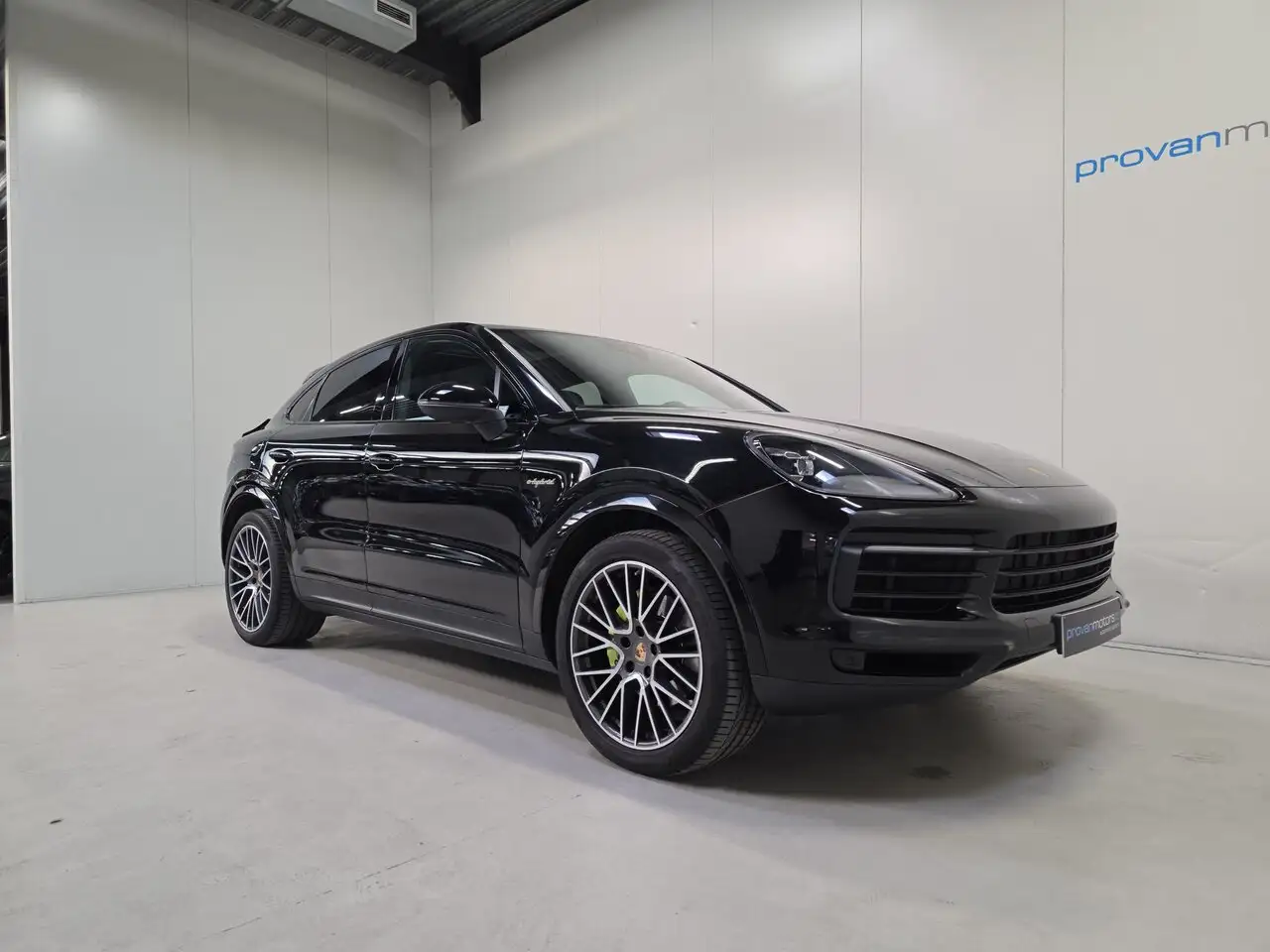 Porsche Cayenne - 5