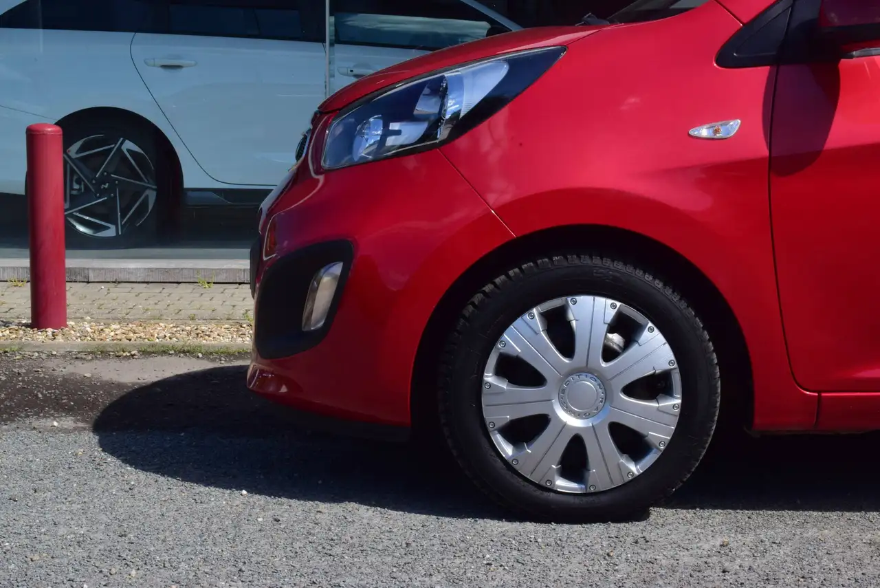 Kia Picanto - 10