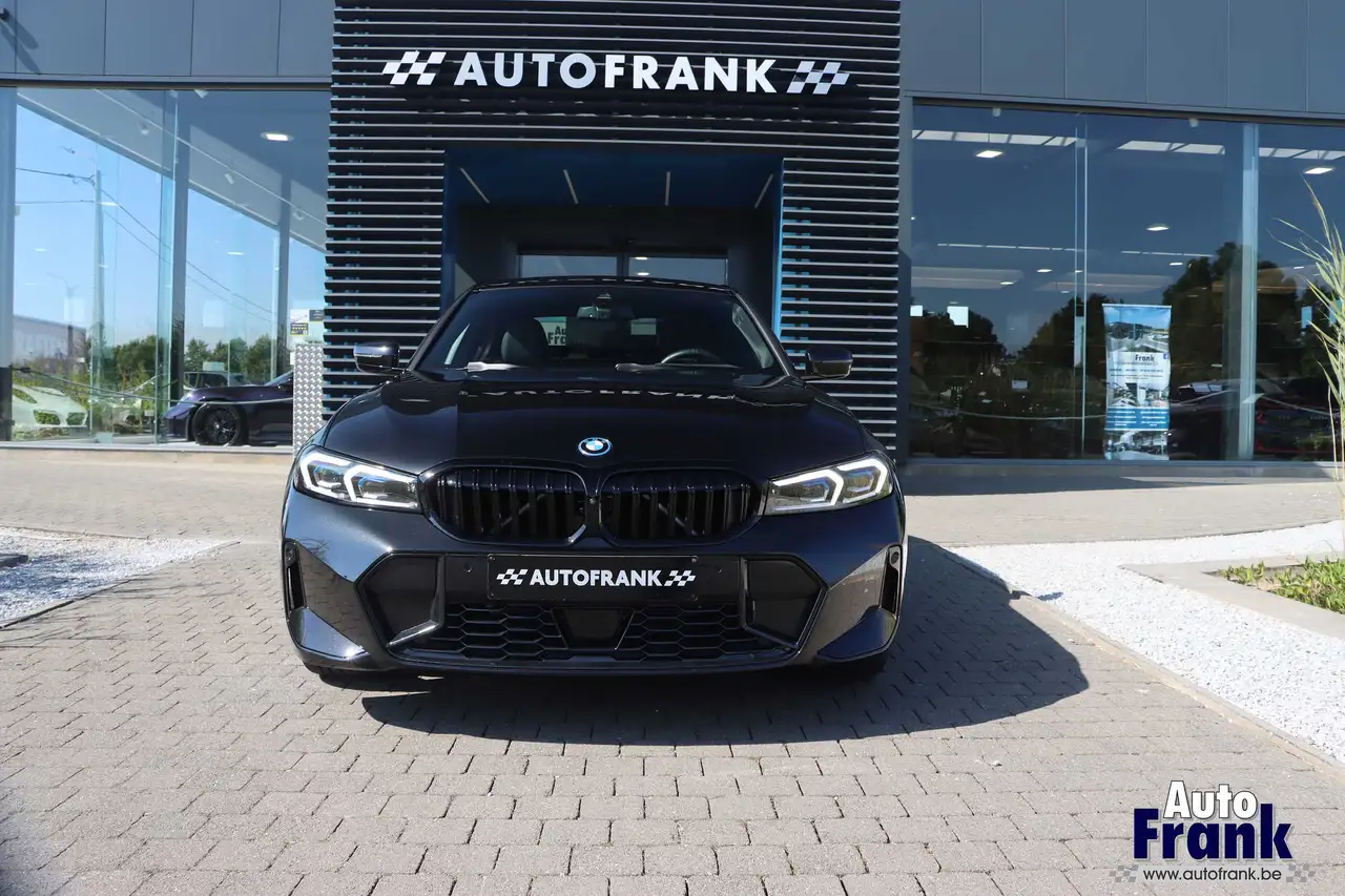 BMW 330 - 2