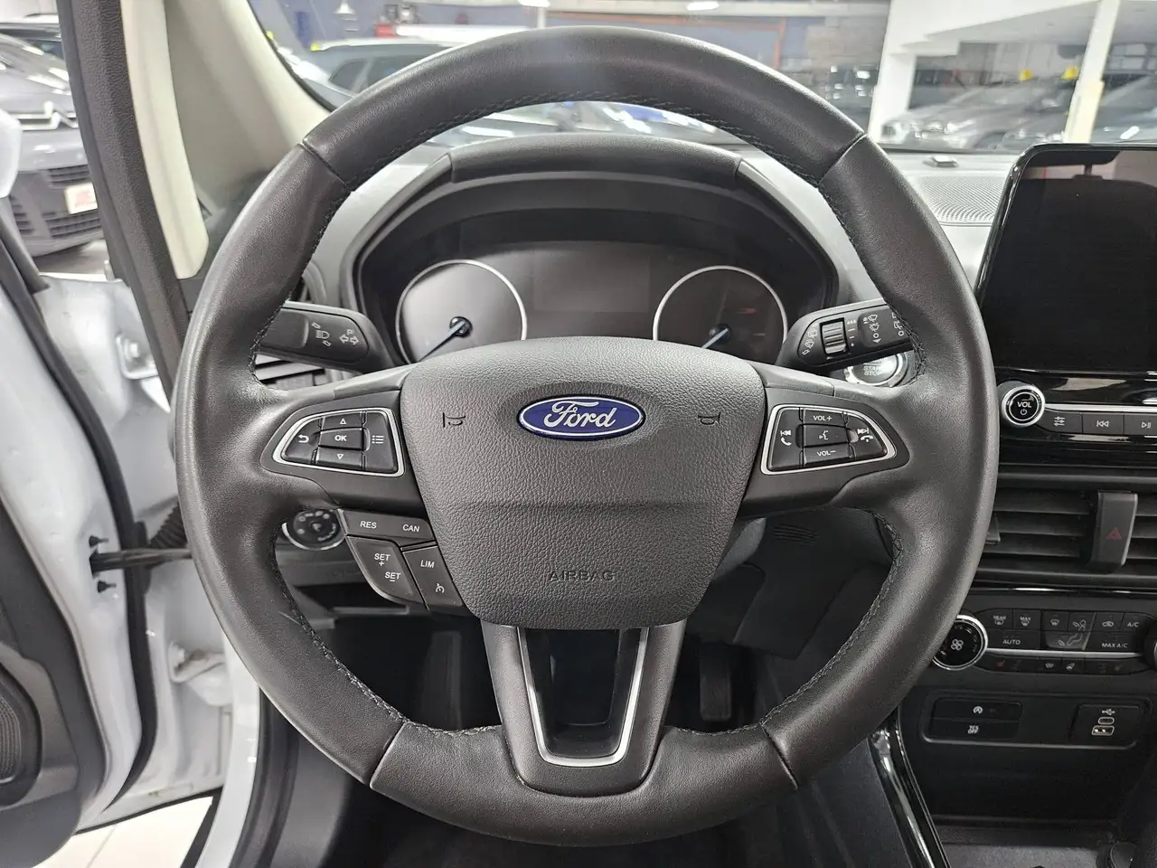 Ford EcoSport - 10