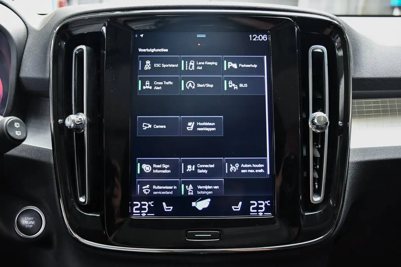 Volvo XC40 - 12