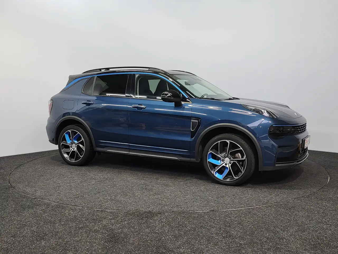Lynk & Co 01 - 8