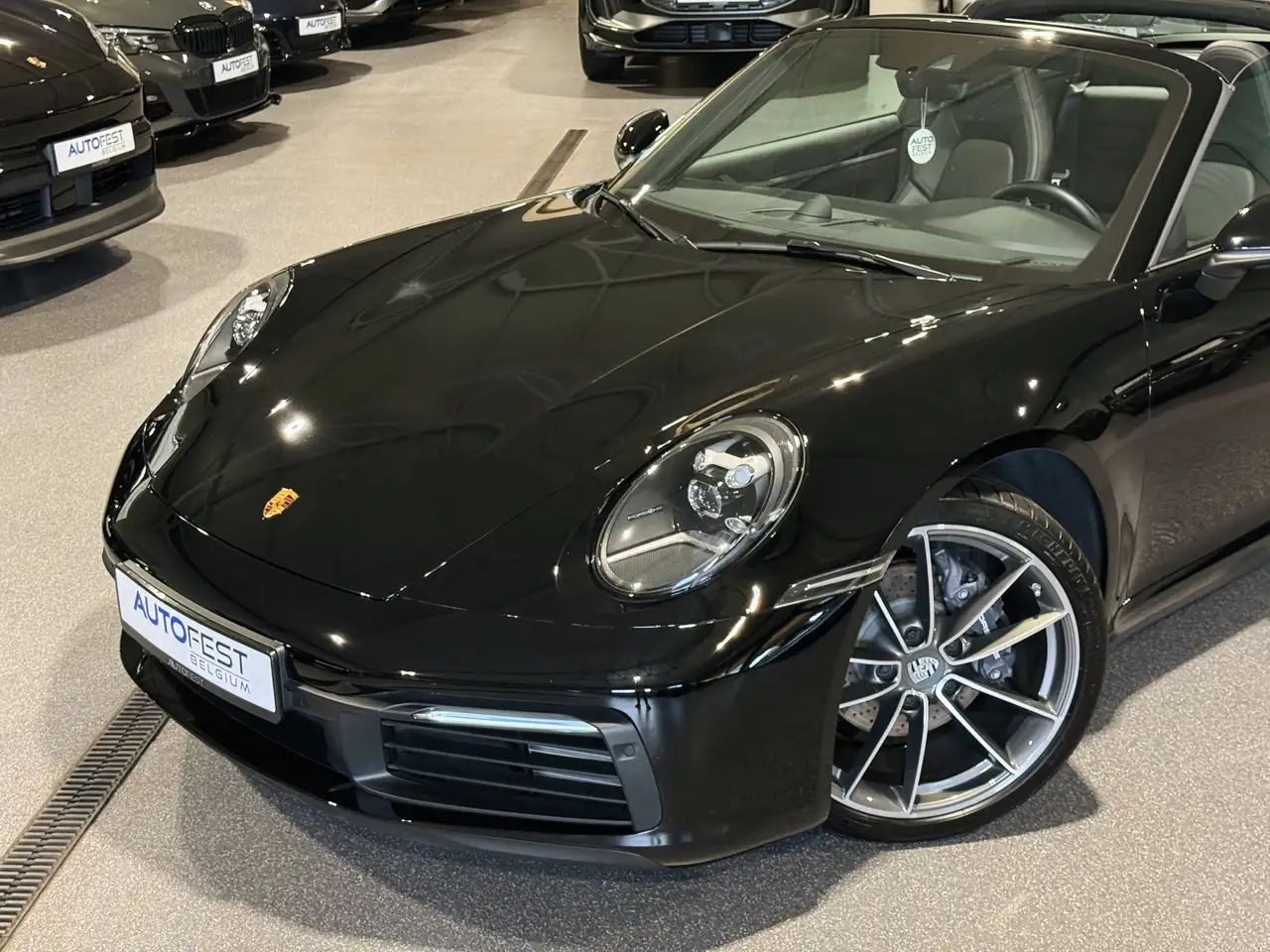 Porsche 992 - 8
