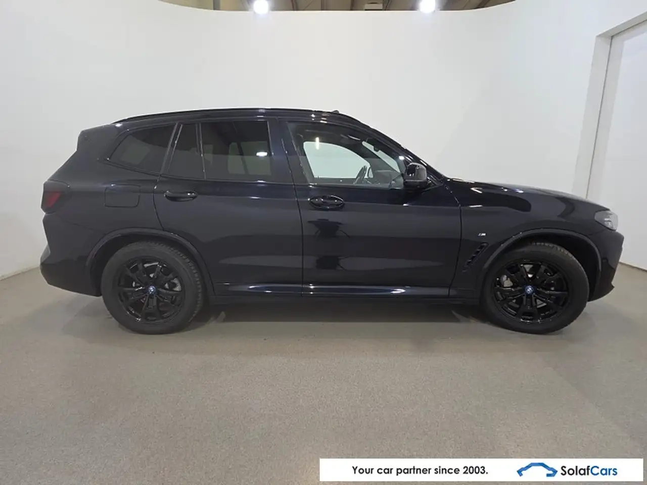 BMW iX3 - 5