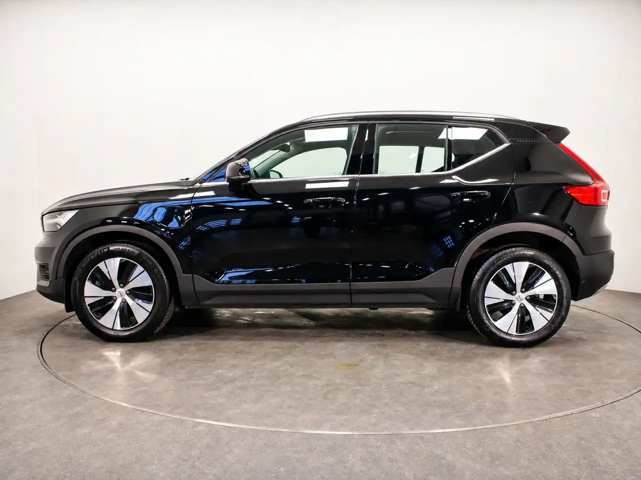 Volvo XC40 - 2